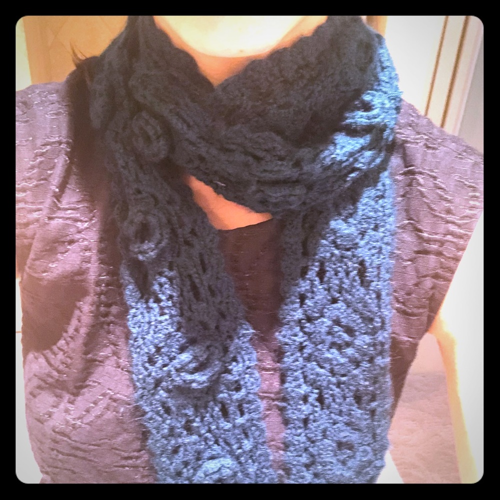 Blue/green handmade scarf